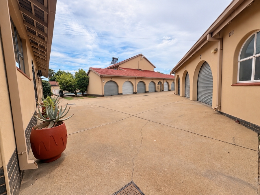 2 Bedroom Property for Sale in Flimieda North West
